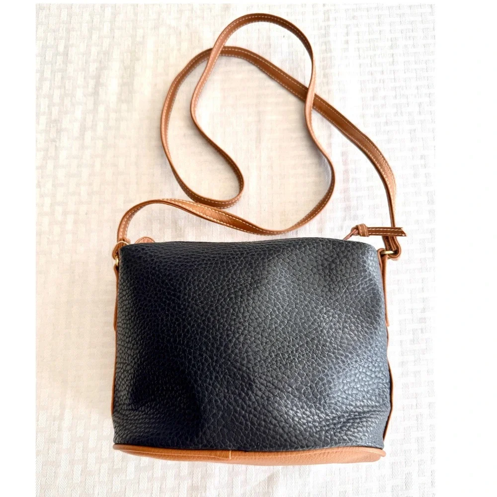 Vintage Dover Crossbody Bag Pebbled Leather Navy Blue Tan Two Tone Small Purse